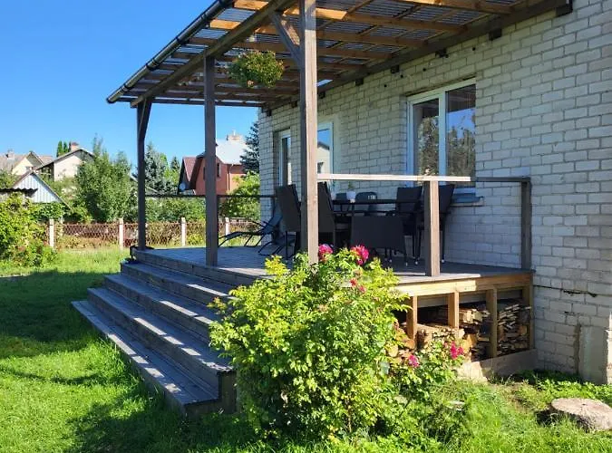 Vasarnamis Su Terasa